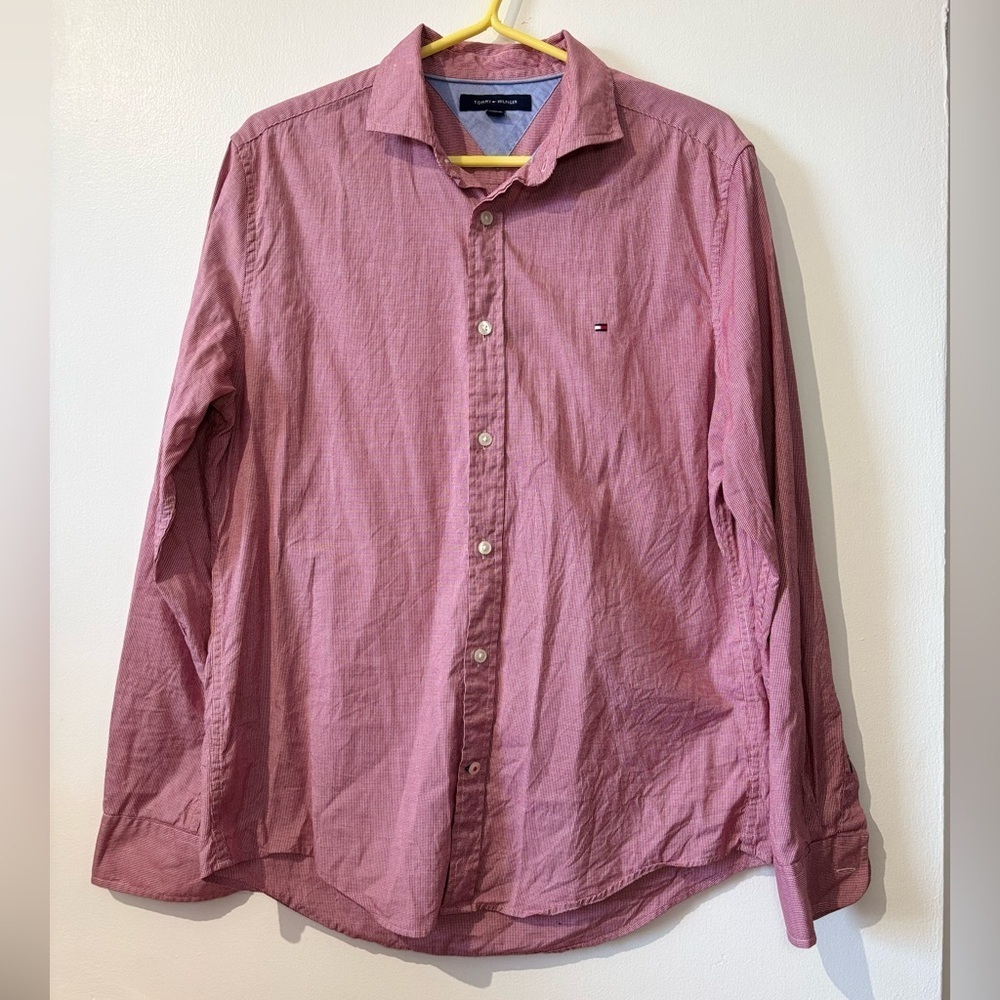🎉4/30$🎉 Tommy Hilfiger Classic Red Button-Up Shirt - M